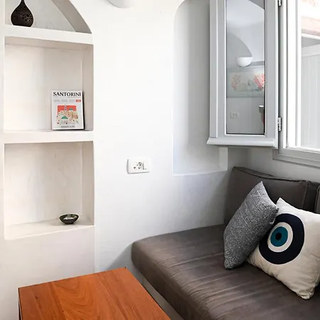 Mati Cave * Karterados (Santorini)