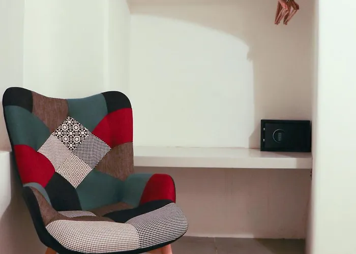 Mati Cave Картерадос